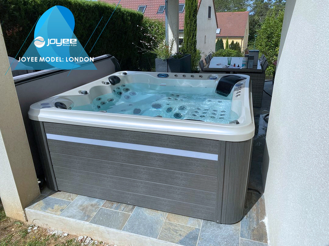 Luxe Deep Soak Spa-zwembad
