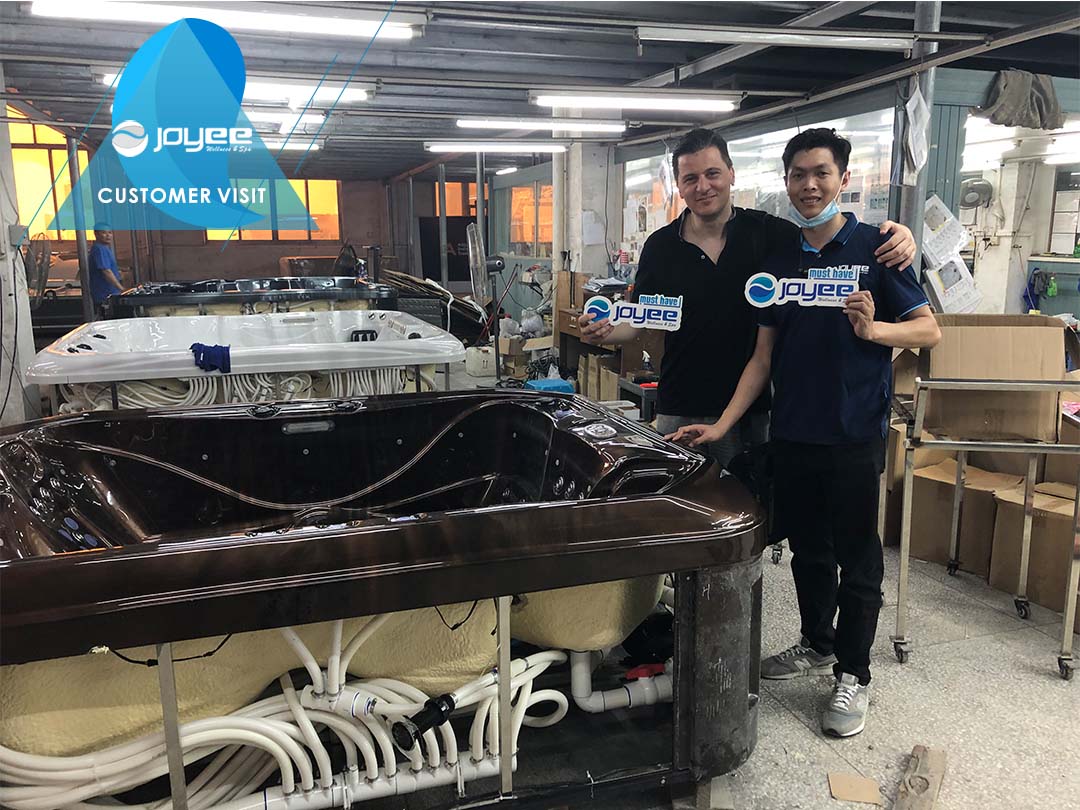 KLANTENBEZOEK (Frankrijk 651)