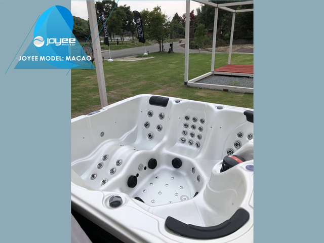 Buitenspa voor 6 personen